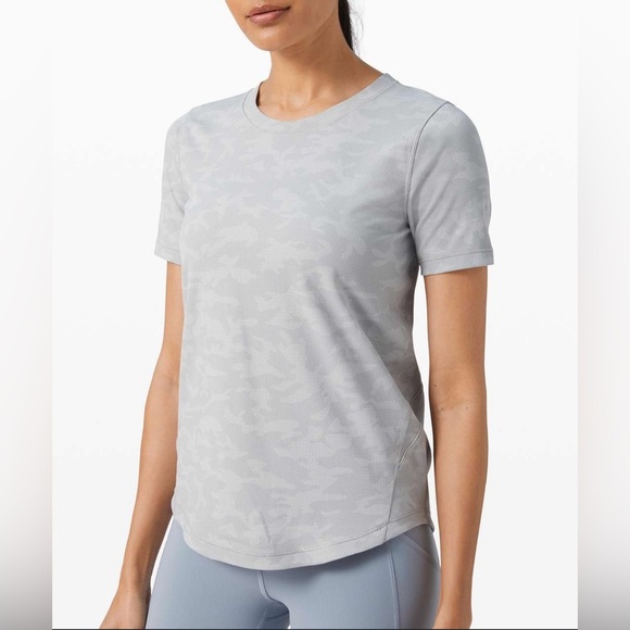 lululemon athletica Tops - Lululemon Long Distance Short Sleeve
